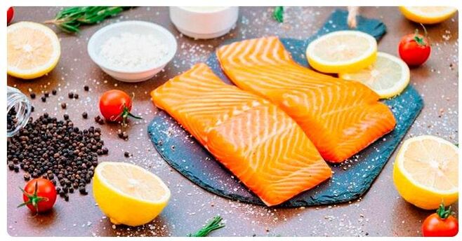 La comida diaria de pescado de la Dieta de los 6 Pétalos puede incluir salmón al vapor. 