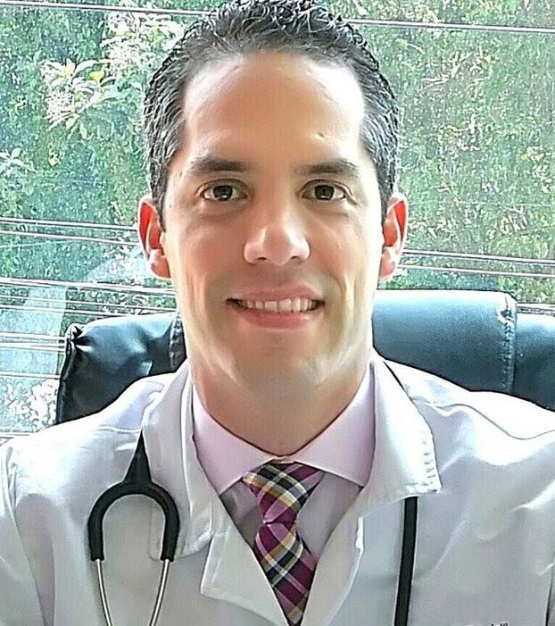 Médico dietético Lester Lopez
